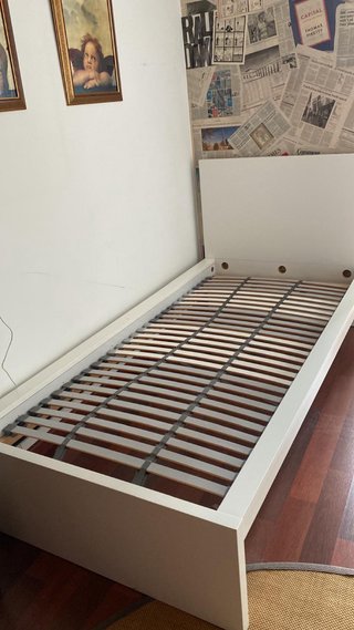 Cama individual 90cm desmontada, colchon regalo