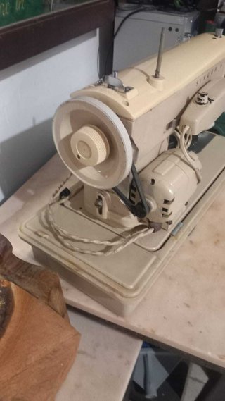 Macchina da cucire Singer 267 Vintage