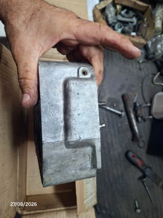 Culata Seat 600