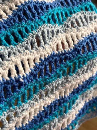 Top Crochê Feito à Mão Ondas Verão Azul