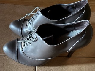 Botines Zara Tacon Cordones Marrones/Grises
