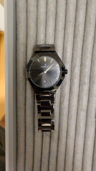 Reloj Nowley Negro y Plateado
