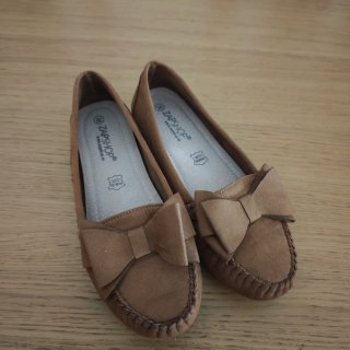Bailarinas antelina marrón con lazo talla 36