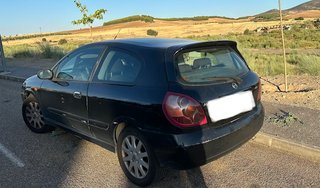 Nissan Almera 2005