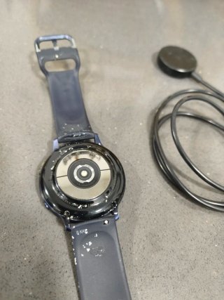 Samsung Galaxy Watch Active2 averiado