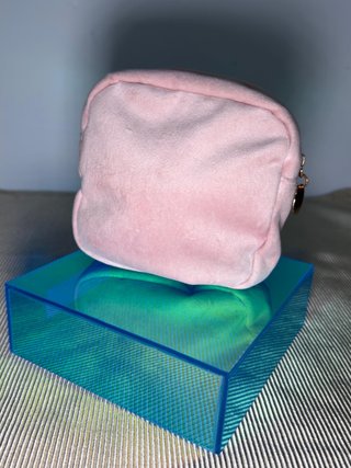 Mini neceser rosa terciopelo maquillaje viaje