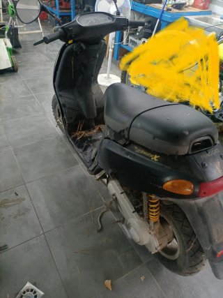Piaggio Typhoon Scooter Negra