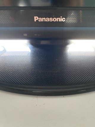 Televisor Panasonic Negro 37