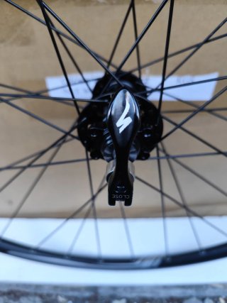 Rueda Delantera Specialized 700c