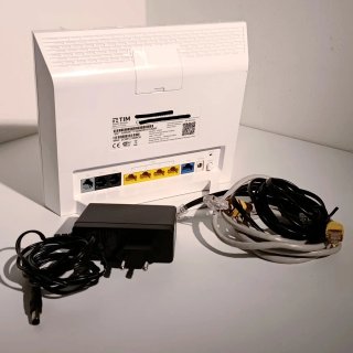 Smart Modem Wi-Fi TIM Bianco