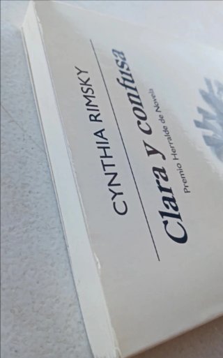 Clara y confusa
