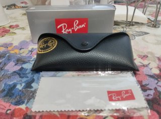 Occhiali da sole Ray-Ban neri