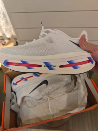 Nike Vomero Premium Talla 46 Nuevas