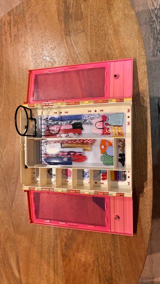 Guardaroba Barbie con Abbigliamento e Accessori