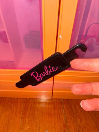 Guardaroba Barbie con Abbigliamento e Accessori