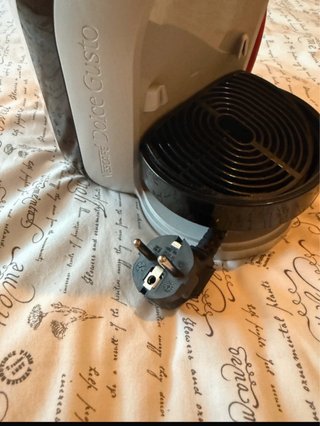 Cafetera Dolce Gusto Delonghi Automática