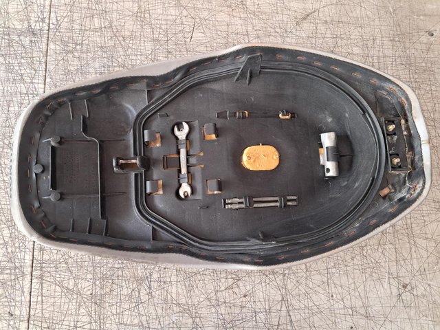 Asiento Honda SFX