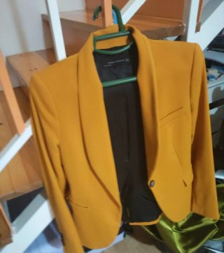 Americana Zara mostaza Talla M