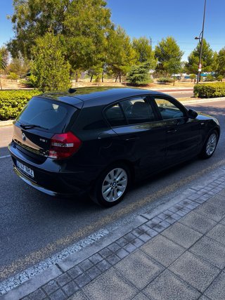 BMW Serie 1 118i 2011