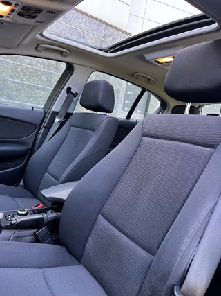 BMW Serie 1 118i 2011