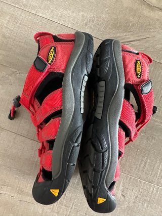 Sandalias Keen Niño Rojas talla 34