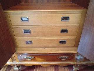 Muebles dormitorio de matrimonio.