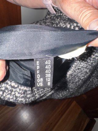 Abrigo Punto Roma Negro Talla 42