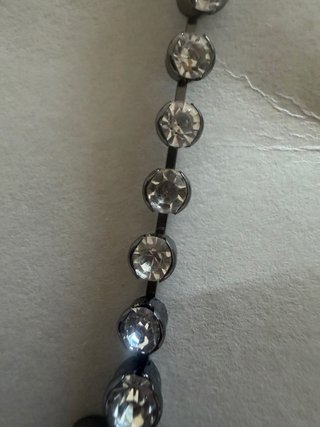 Collar cascada con piedras