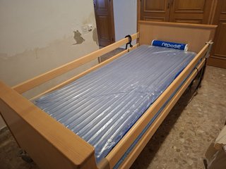 Cama articulada con colchón Repose