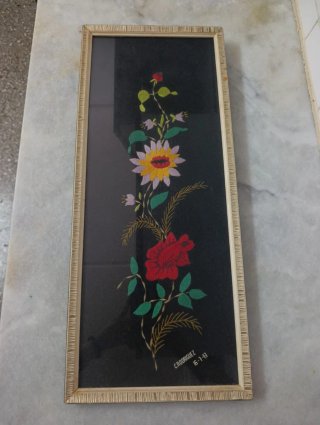 Cuadro bordado flores vintage C. Rodriguez 1973