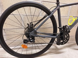 Bicicleta Van Rysel Mujer Gris RC 120 NEW WOMAN R