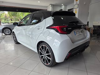 Toyota Yaris 1.5 130H GR Sport