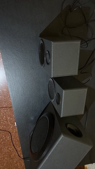 Altavoces Logitech 2.1 Negros