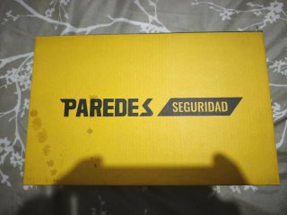 Zapatos de seguridad negros y azules