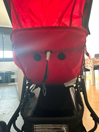 Carrito de bebé 3 ruedas rojo