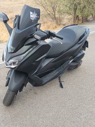 Honda Forza 125cc Negra