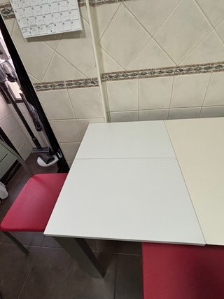 Mesa cocina extensible cerámica y 4 sillas