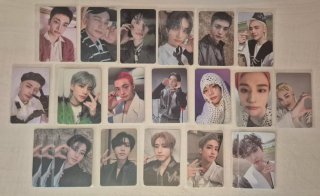 Stray kids Photocards
