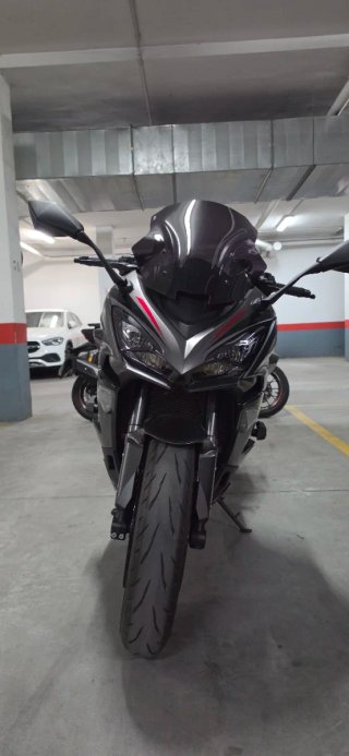 Kawasaki Ninja 1100SX SE Negra