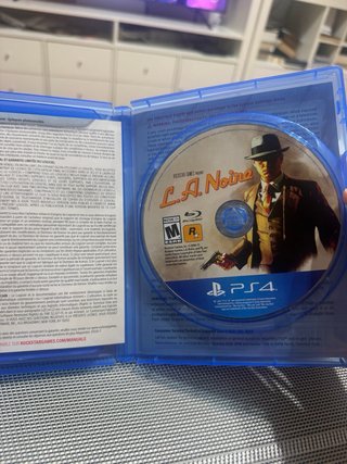 L.A. Noire PS4 (PlayStation 4) - Rockstar Games