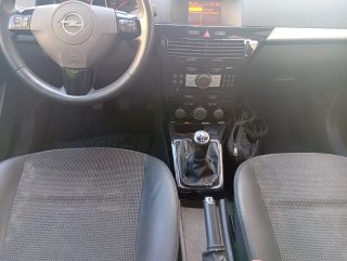 Opel Astra 2009