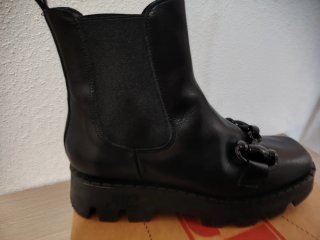 Botín piel negro JH2 talla 39