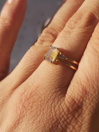 Anillo Piedra Luna Madagascar