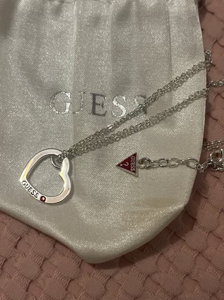Colgante Corazón Guess Plata y Rojo