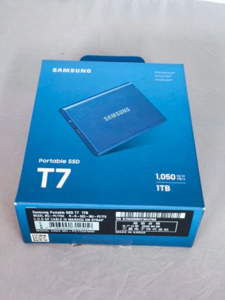 Samsung T7 SSD Portátil 1TB (Nuevo)