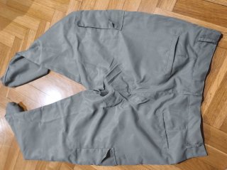 Pantalón cargo hombre verde oliva