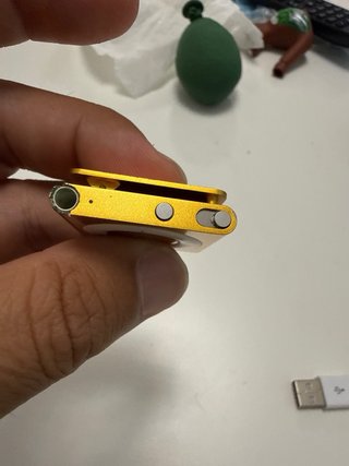 iPod Apple shuffle 4 gen Dorado