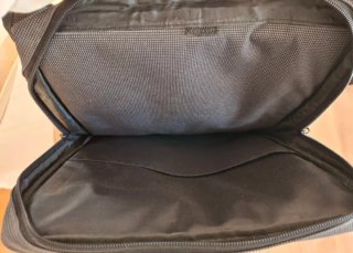 Zaino portatile nero da 14 pollici
