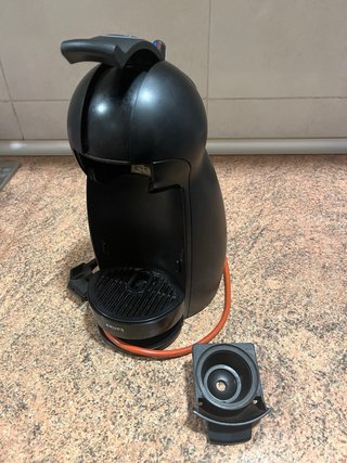 Cafetera Dolce Gusto Negra