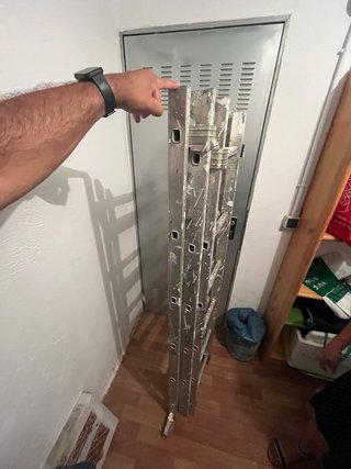 Escalera telescópica de aluminio